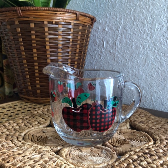 Anchor Hocking Plaid Apple Creamer & Juice Glass Set - Picture 14 of 15